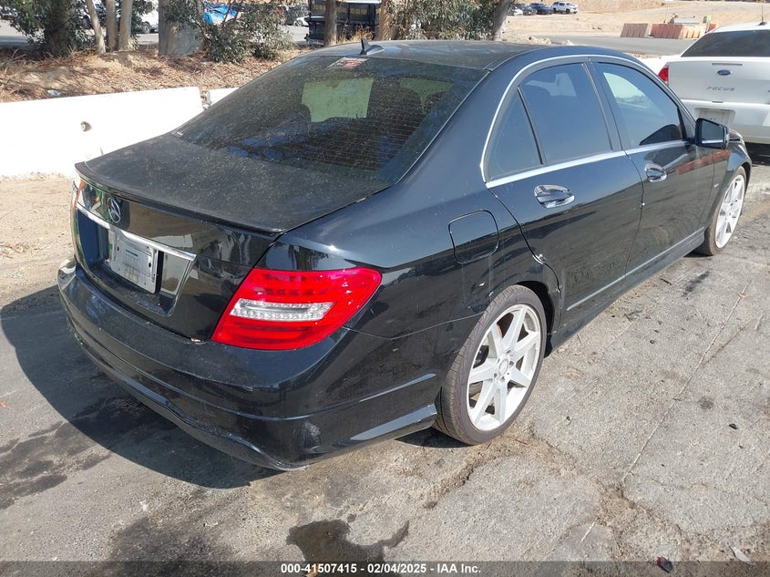 2012 MERCEDES-BENZ C 250 VIN: WDDGF4HB7CR192419