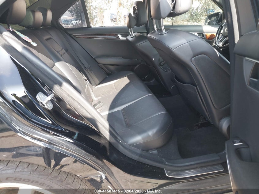 2012 MERCEDES-BENZ C 250 VIN: WDDGF4HB7CR192419
