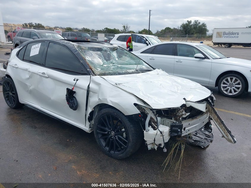 2021 TOYOTA CAMRY  (VIN: 4T1K61AK4MU420545)