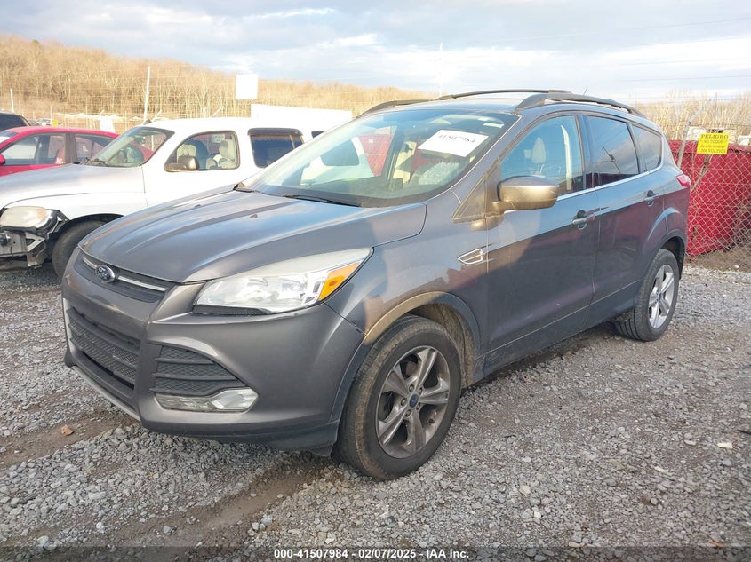 Vin: 1fmcu0gxxduc48741, lot: 41998651, ford escape se 20132