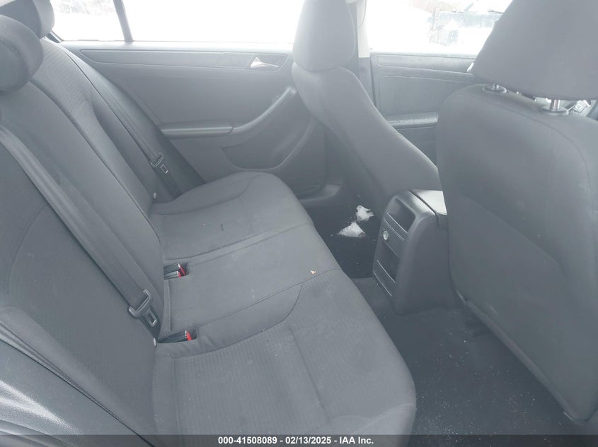 2015 VOLKSWAGEN JETTA VIN: 3VW2K7AJ0FM298653