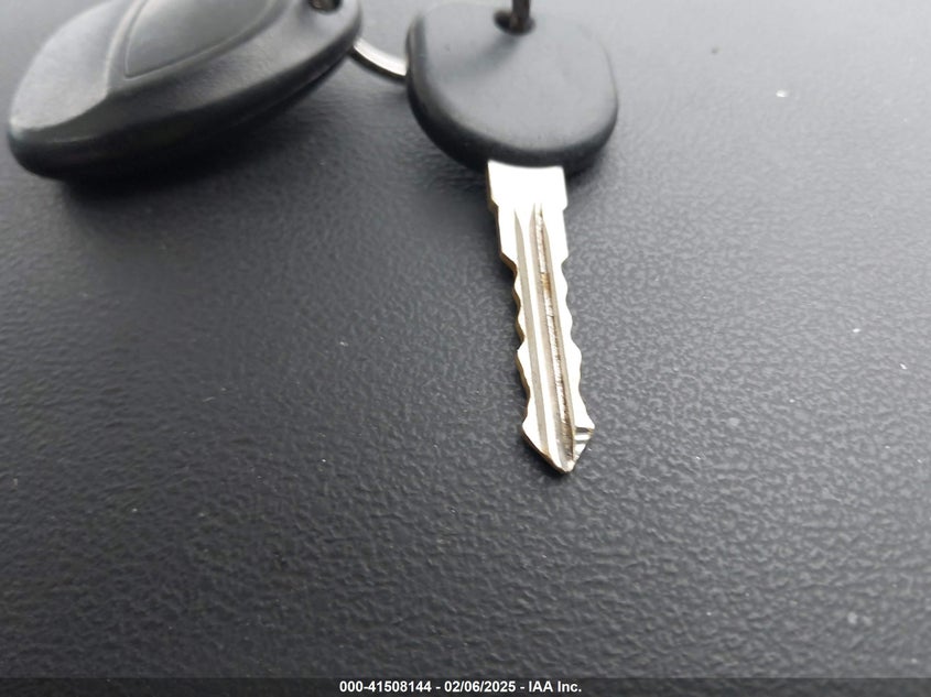 2012 CHEVROLET IMPALA VIN: 2G1WG5E30C1275150