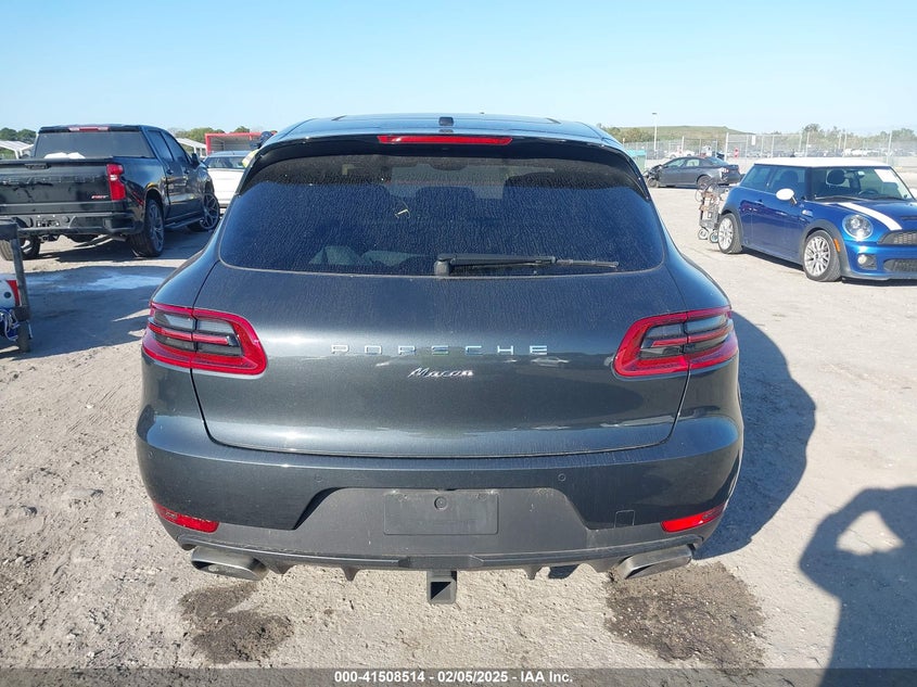 2017 PORSCHE MACAN VIN: WP1AA2A50HLB05251