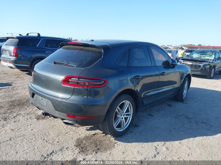 2017 PORSCHE MACAN VIN: WP1AA2A50HLB05251