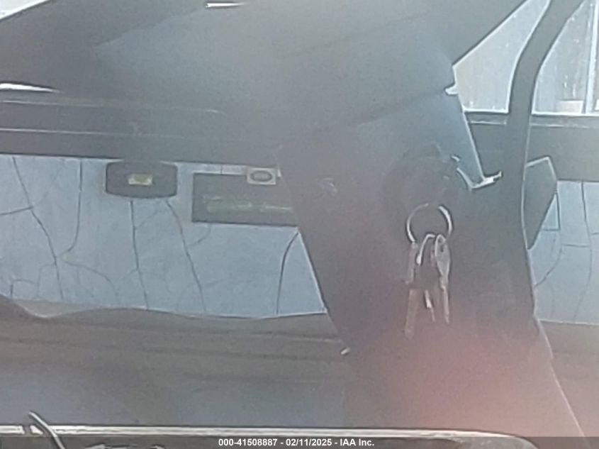 1995 Chevrolet P30 VIN: 1GBLP37N2S3327159 Lot: 41508887