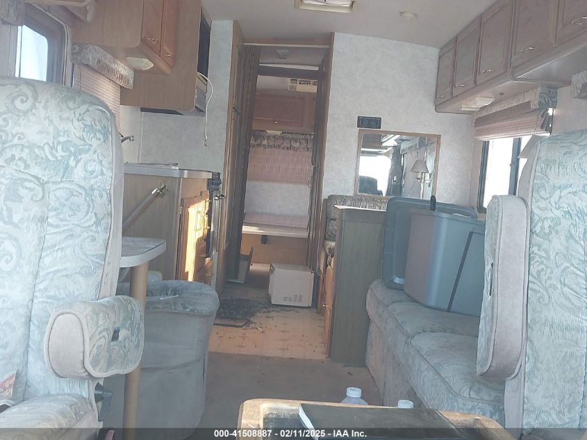 1995 Chevrolet P30 VIN: 1GBLP37N2S3327159 Lot: 41508887