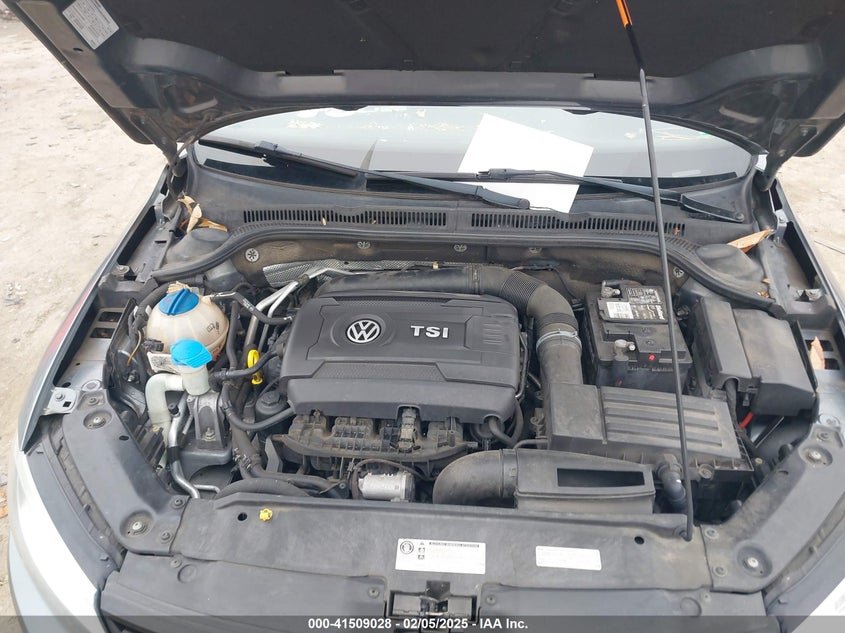 2014 VOLKSWAGEN JETTA VIN: 3VWD17AJ4EM302357