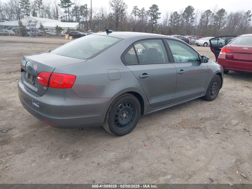 2014 VOLKSWAGEN JETTA VIN: 3VWD17AJ4EM302357