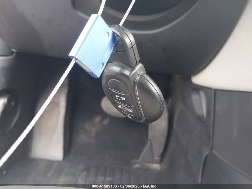 2016 MINI HARDTOP VIN: WMWXP5C50G3B14054