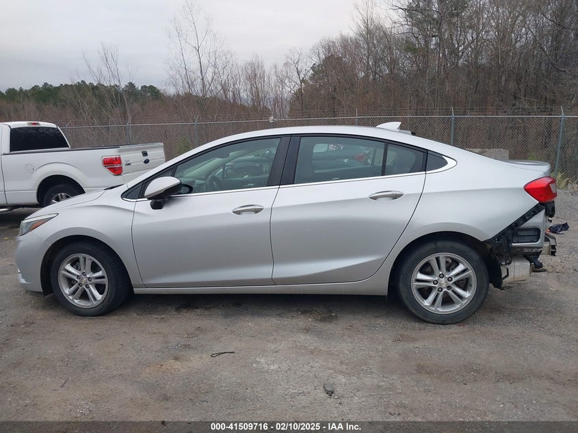 2017 CHEVROLET CRUZE LT AUTO - 3G1BE5SM7HS573515