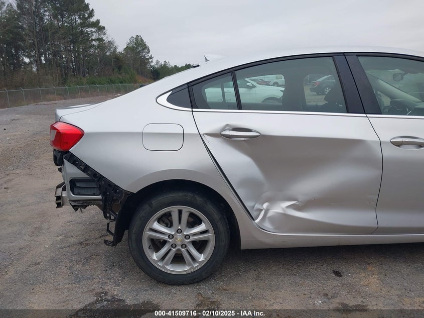 2017 CHEVROLET CRUZE LT AUTO - 3G1BE5SM7HS573515