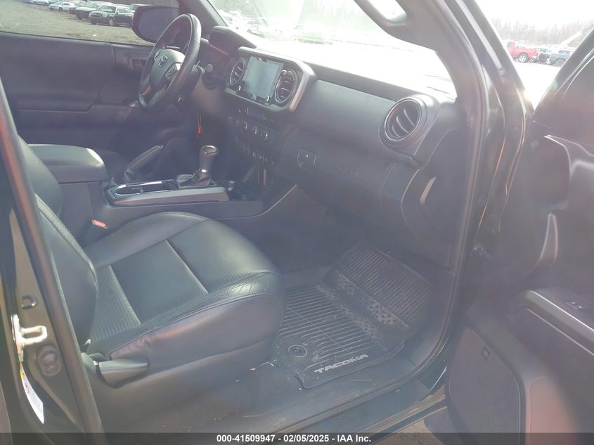 2020 TOYOTA TACOMA DOUBLE CAB/SR/SR5/TRD SPORT/TRD OFF ROAD/TRD PRO - 3TMCZ5AN9LM289584