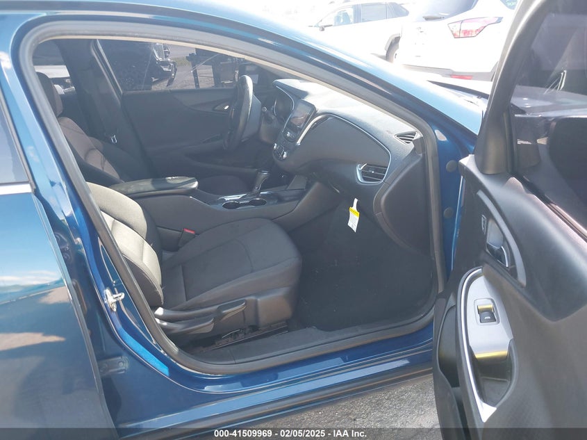 2019 CHEVROLET MALIBU VIN: 1G1ZD5ST4KF162481