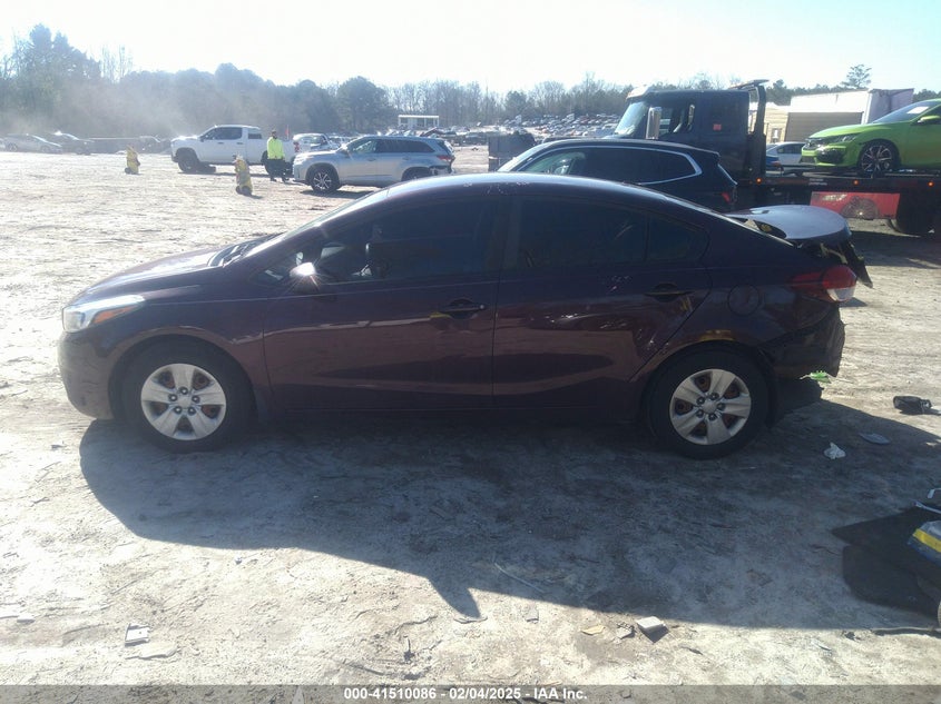 2017 KIA FORTE LX - 3KPFK4A72HE046438