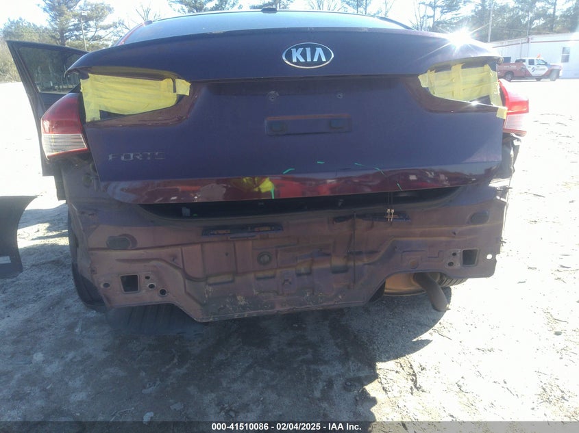 2017 KIA FORTE LX - 3KPFK4A72HE046438