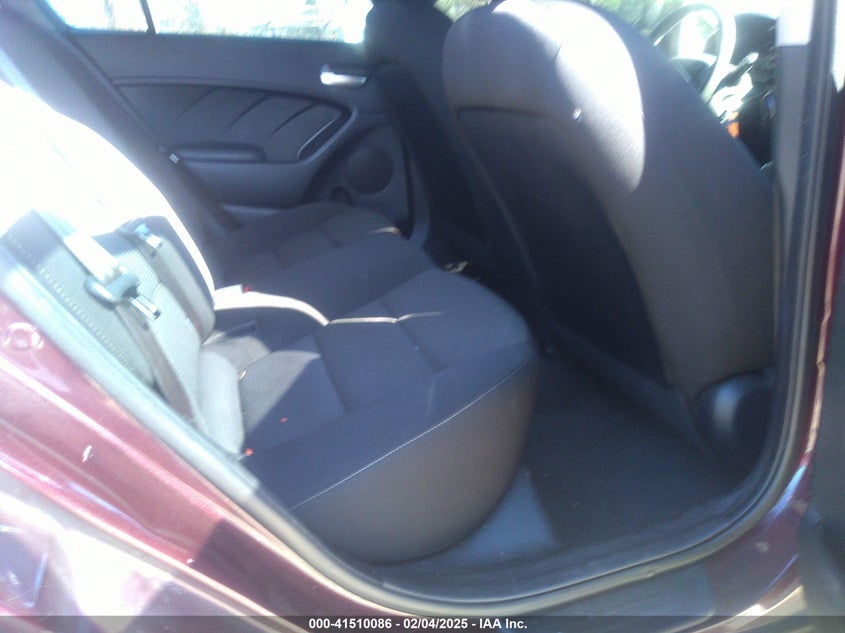 2017 KIA FORTE LX - 3KPFK4A72HE046438