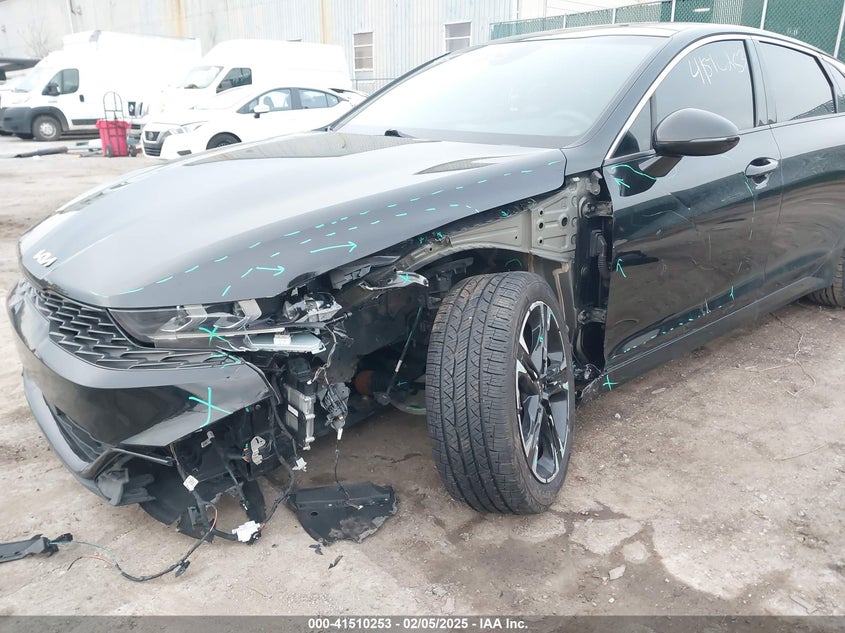 2022 KIA K5 VIN: 5XXG64J22NG124393