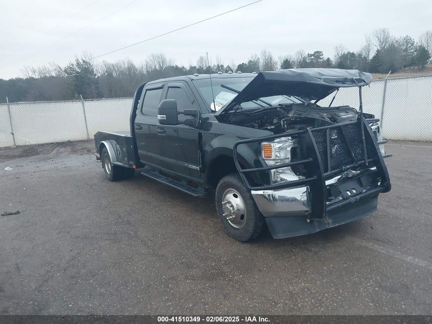 2022 FORD F-350 CHASSIS  (VIN: 1FD8W3HT9NED80964)