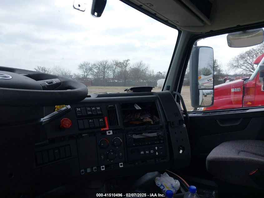 2024 Volvo Vnl VIN: 4V4NC9TG9RN647270 Lot: 41510496