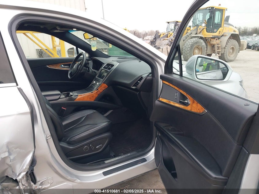 2016 LINCOLN MKX RESERVE - 2LMTJ8LR0GBL64107