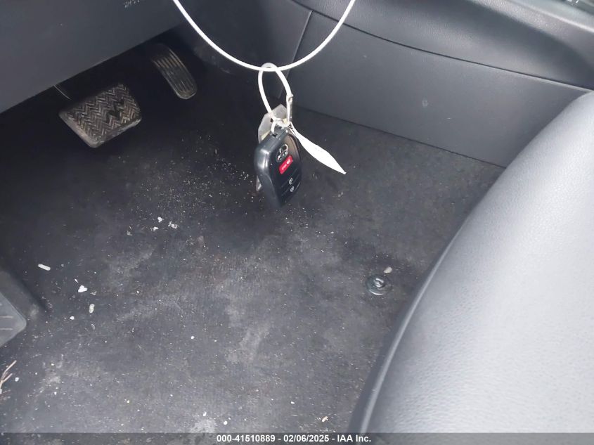 2023 Toyota Corolla Cross Xle VIN: 7MUEAAAGXPV055797 Lot: 41510889