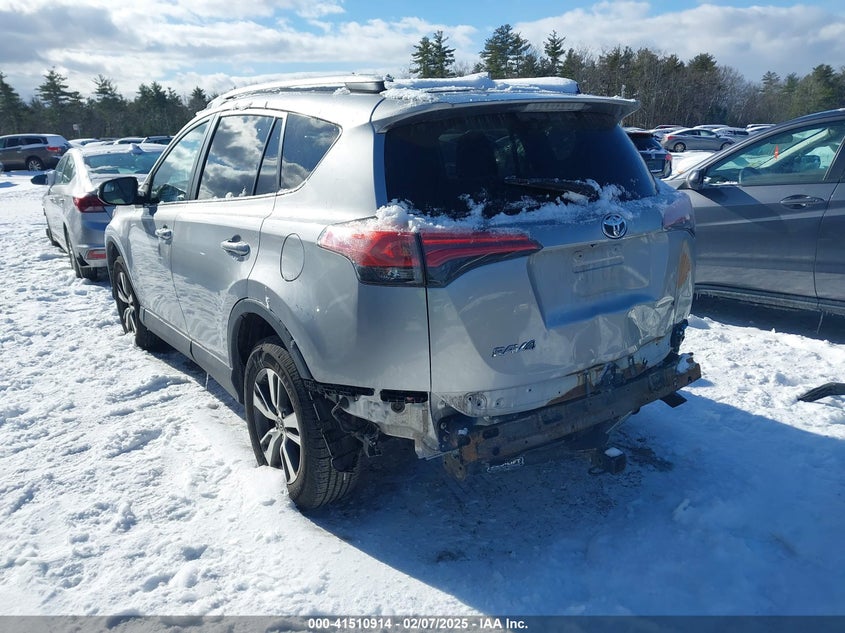2016 TOYOTA RAV4 XLE - 2T3RFREV8GW427091