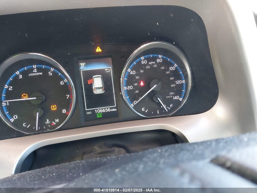 2016 TOYOTA RAV4 XLE - 2T3RFREV8GW427091