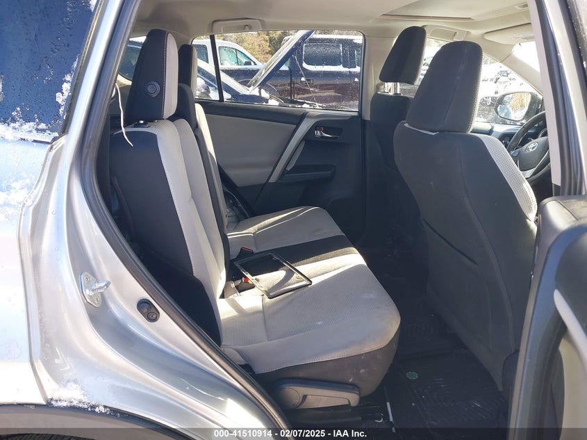 2016 TOYOTA RAV4 XLE - 2T3RFREV8GW427091