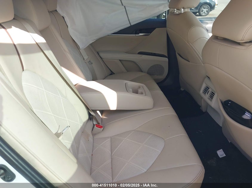 2019 TOYOTA CAMRY VIN: 4T1B11HK3KU802387