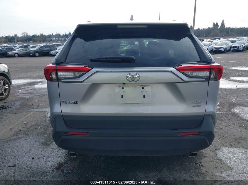 2023 TOYOTA RAV4 XLE - 2T3P1RFV0PC325161