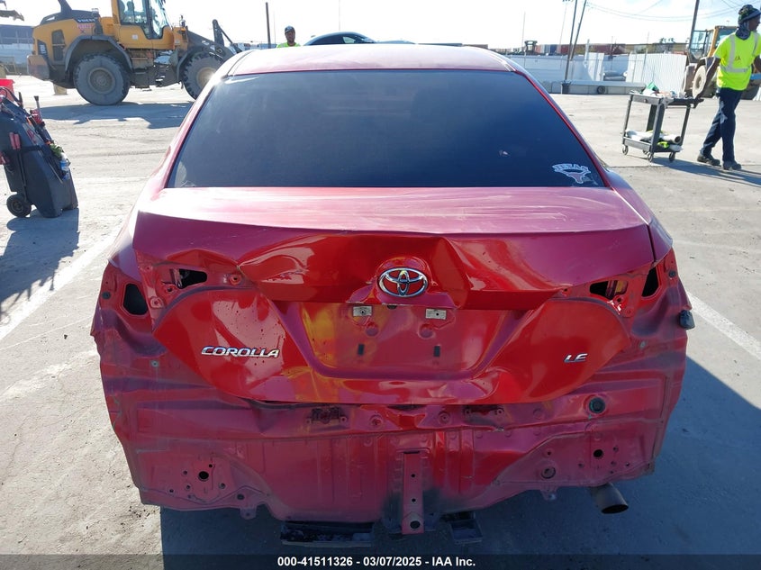 2018 TOYOTA COROLLA VIN: 5YFBURHE6JP806806