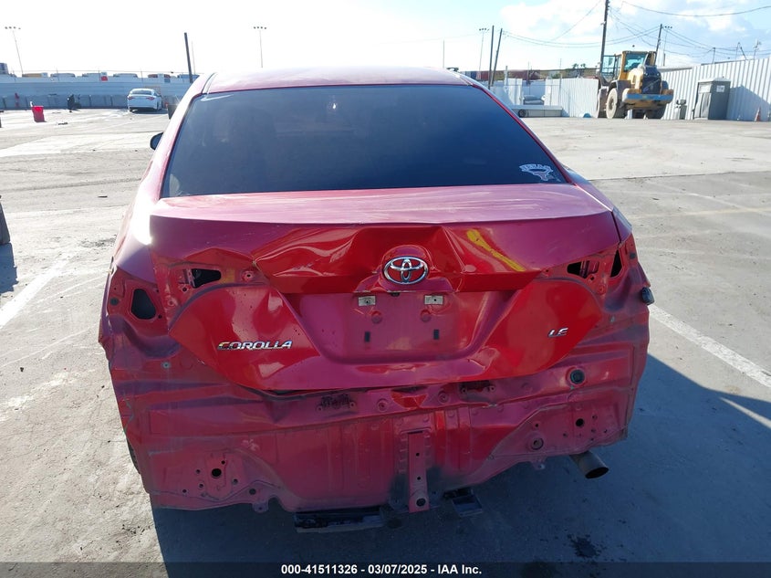 2018 TOYOTA COROLLA VIN: 5YFBURHE6JP806806