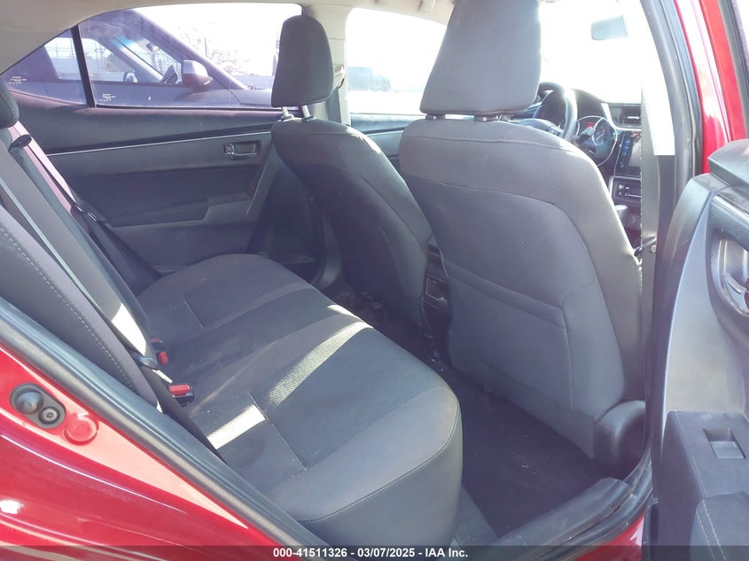2018 TOYOTA COROLLA VIN: 5YFBURHE6JP806806