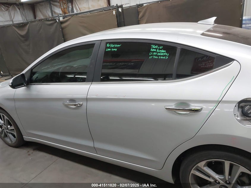 2017 HYUNDAI ELANTRA VIN: KMHD84LF3HU104984