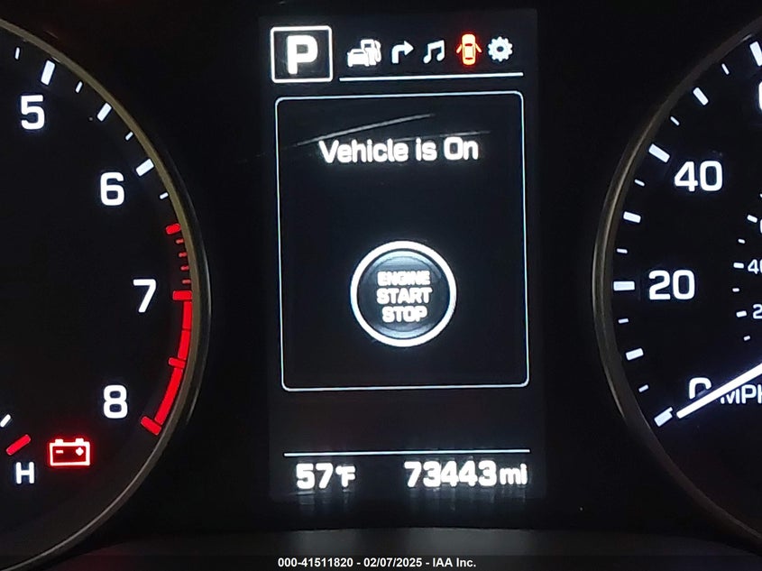 2017 HYUNDAI ELANTRA VIN: KMHD84LF3HU104984