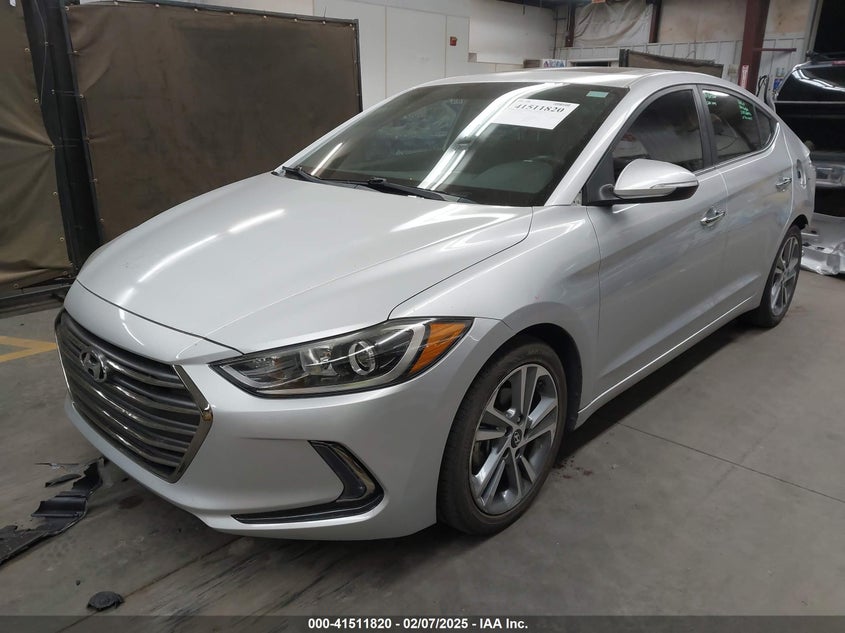2017 HYUNDAI ELANTRA VIN: KMHD84LF3HU104984