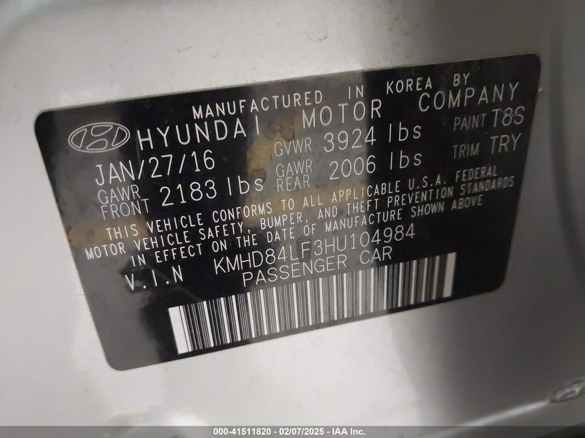 2017 HYUNDAI ELANTRA VIN: KMHD84LF3HU104984