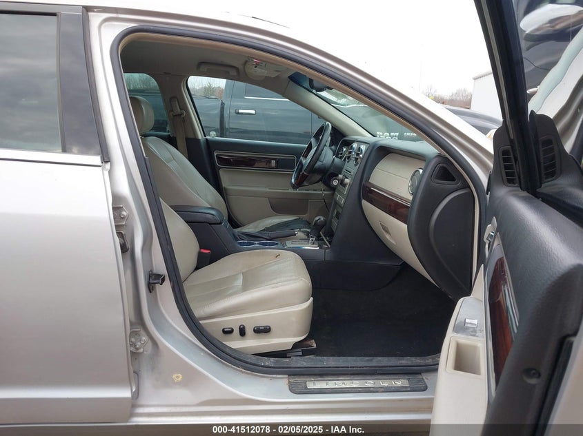 2008 LINCOLN MKZ VIN: 3LNHM26T68R628463