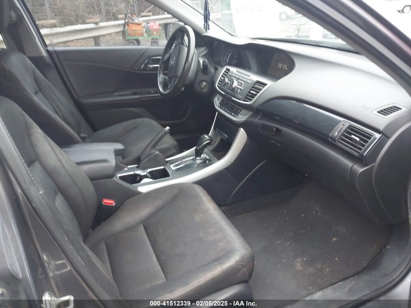 2013 HONDA ACCORD VIN: 1HGCR2F5XDA273465