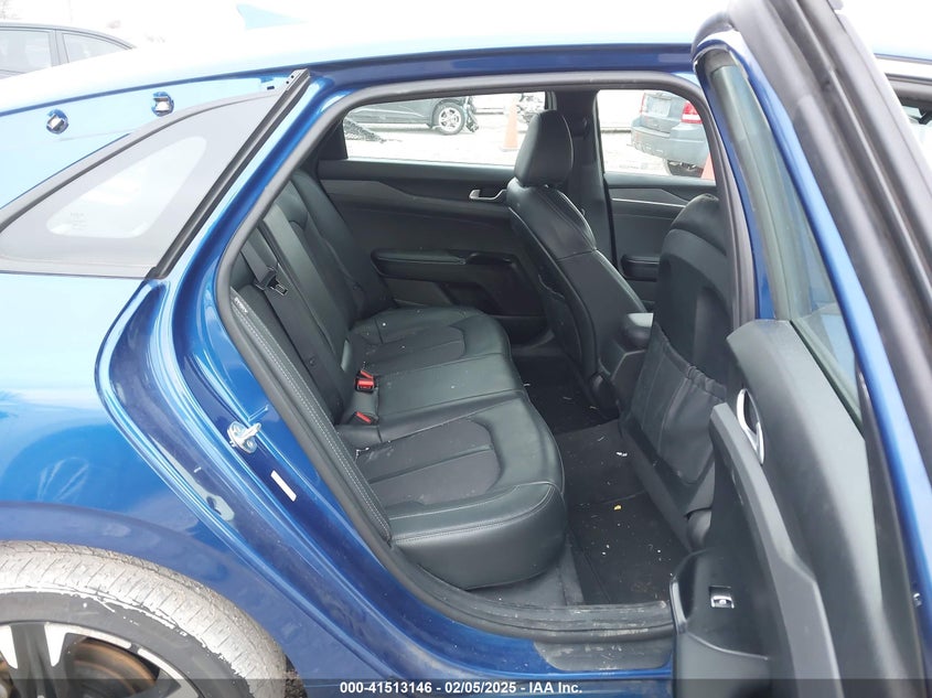 2023 KIA K5 VIN: 5XXG64J27PG181014