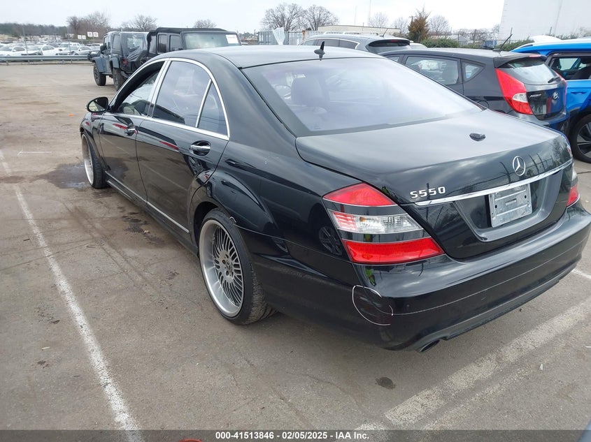 2007 MERCEDES-BENZ S 550 VIN: WDDNG71X27A052326