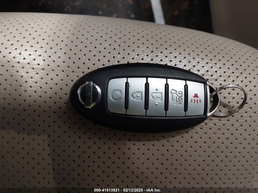 2017 NISSAN ROGUE SL - 5N1AT2MV8HC769879