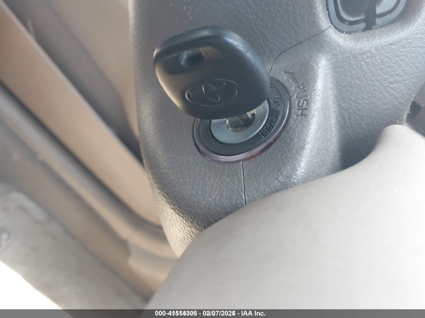 2005 Toyota Camry Xle V6 VIN: 4T1BF30KX5U595591 Lot: 41514305