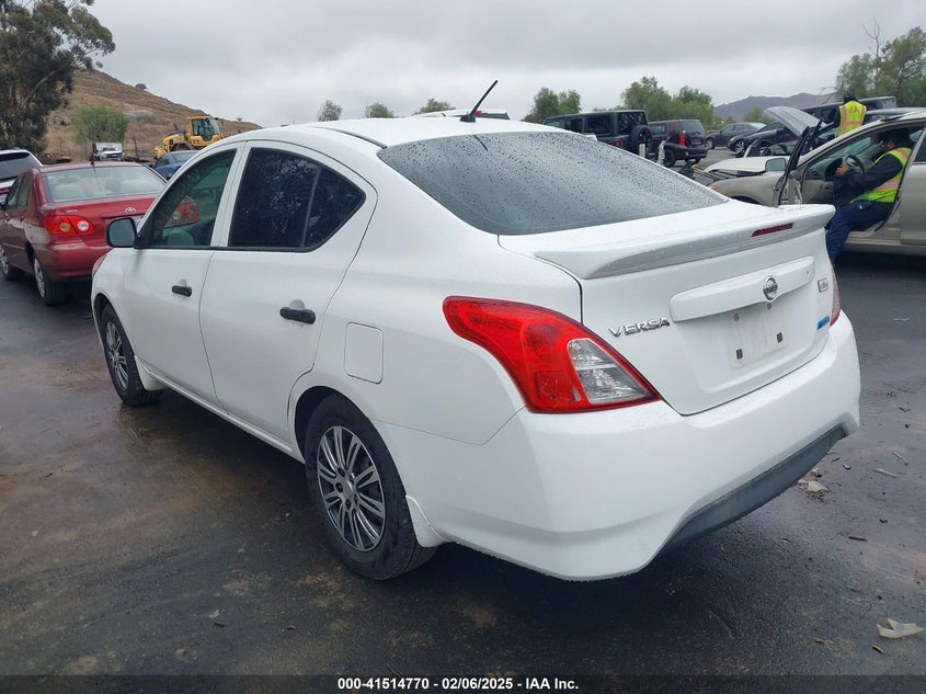 2015 NISSAN VERSA VIN: 3N1CN7AP7FL898016