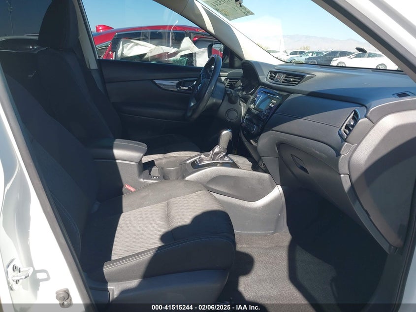 2017 NISSAN ROGUE SV - KNMAT2MT4HP548646