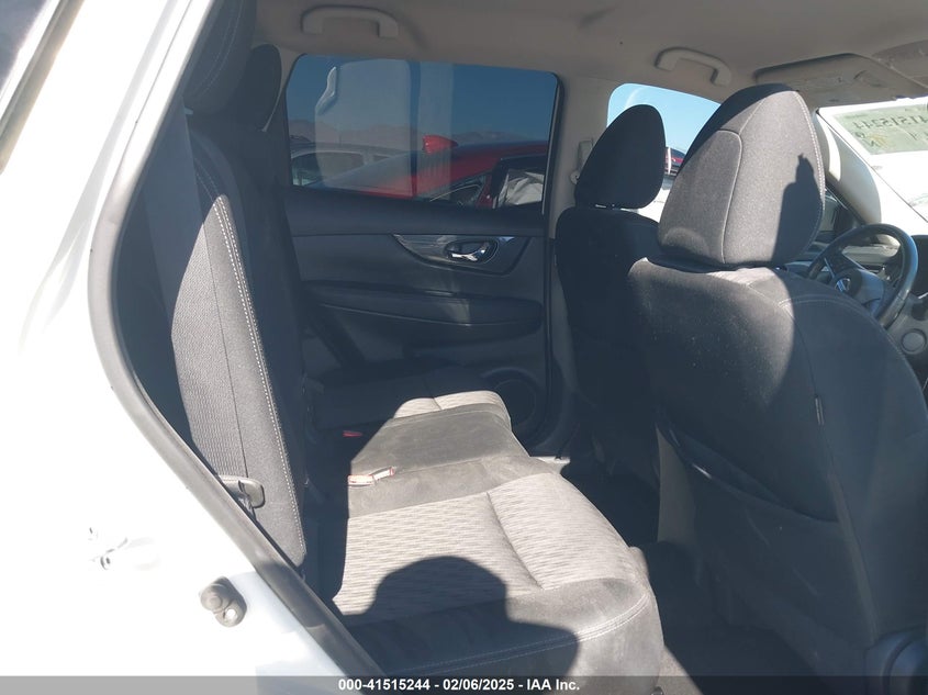 2017 NISSAN ROGUE SV - KNMAT2MT4HP548646