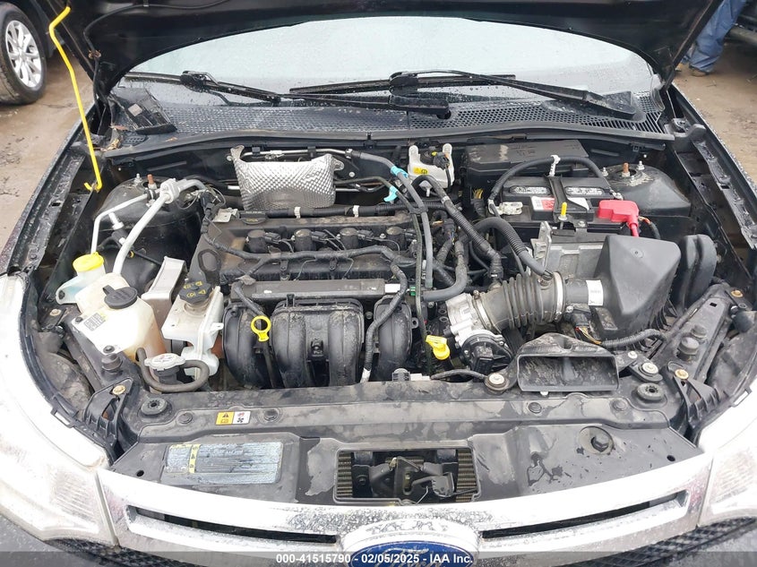 2011 FORD FOCUS VIN: 1FAHP3HN8BW133921