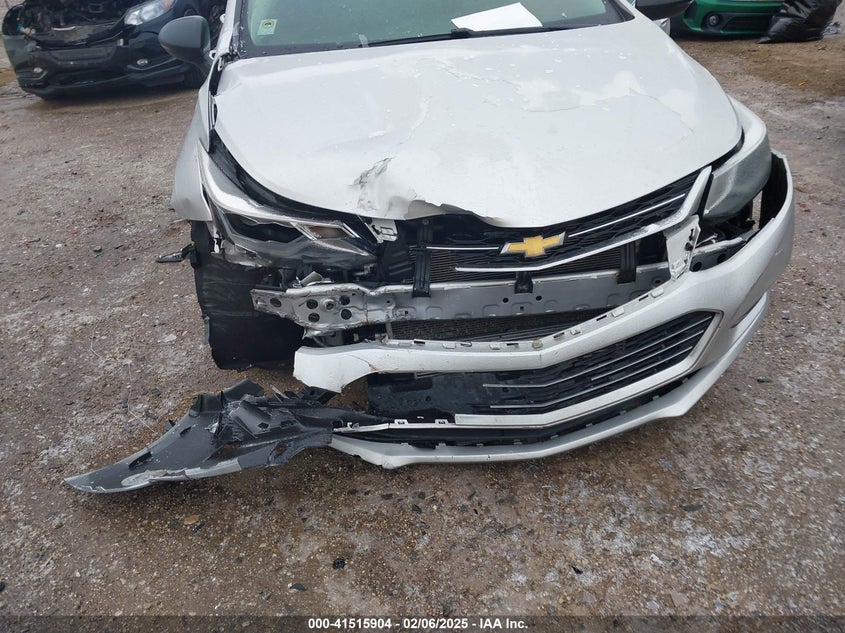 2017 CHEVROLET CRUZE VIN: 3G1BF6SM7HS589202