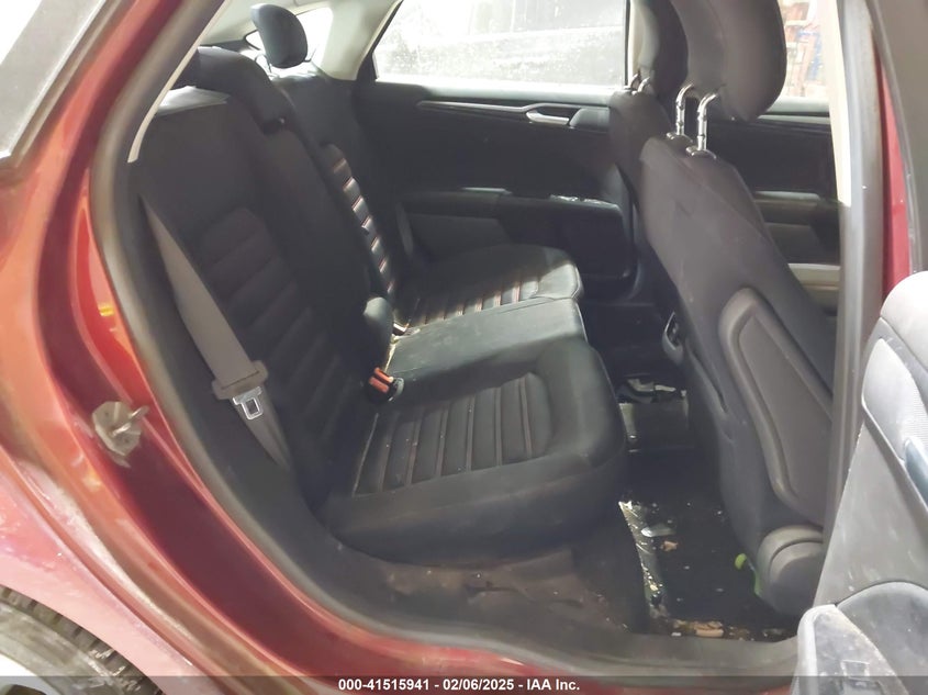 2013 FORD FUSION VIN: 3FA6P0H72DR389520