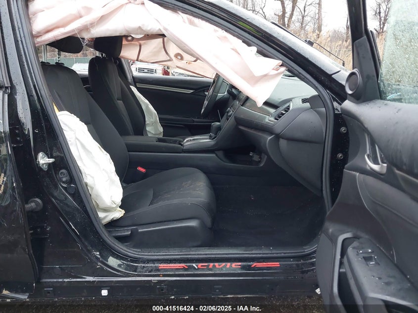2018 HONDA CIVIC VIN: SHHFK7H53JU413531